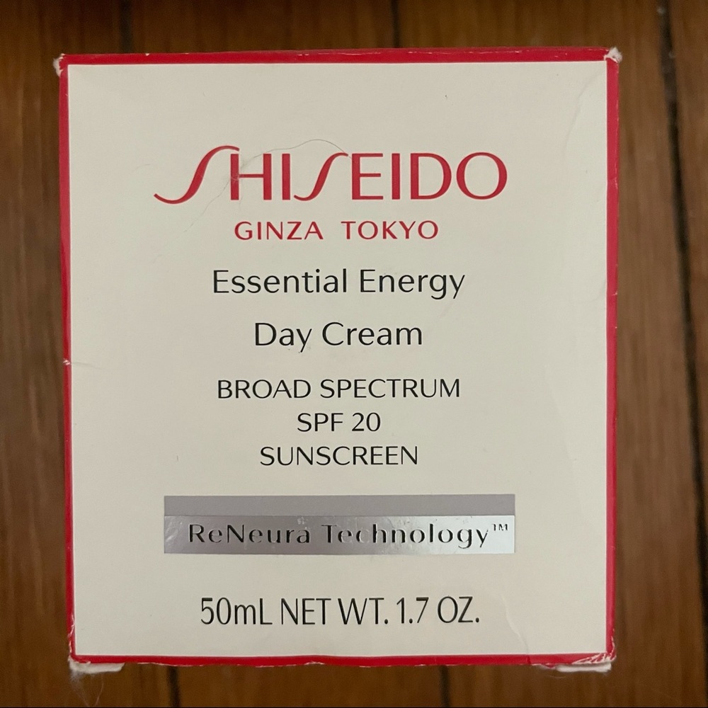 Shiseido essential energy day cream sunscreen